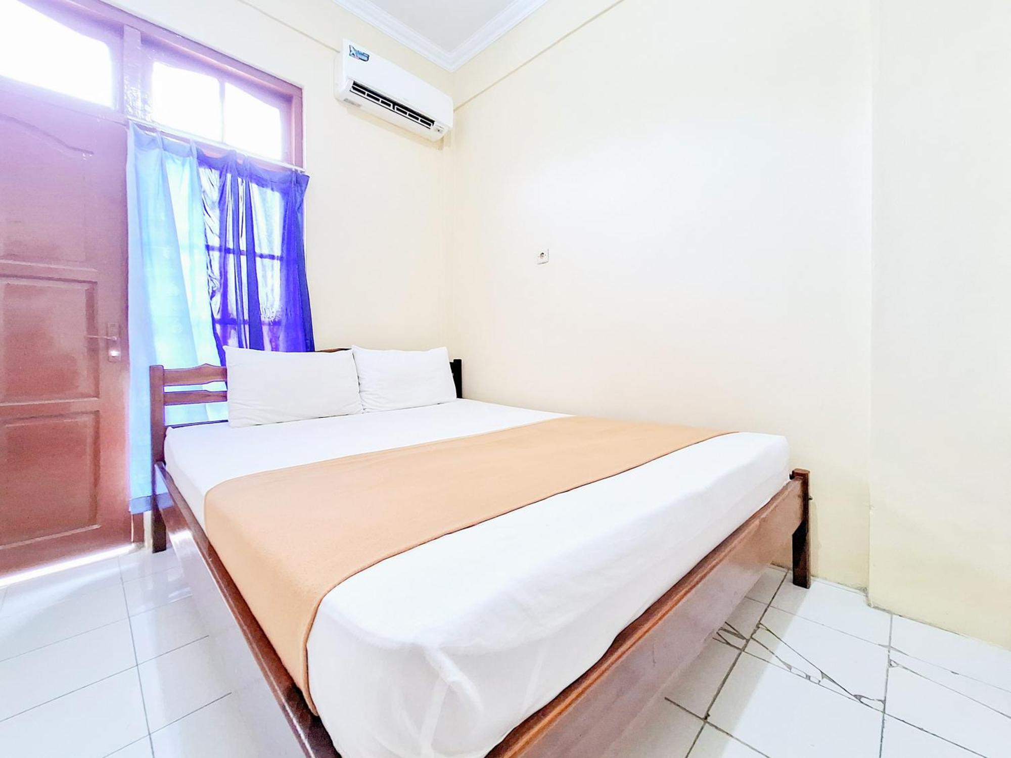 Hotel Family Syariah 1 Parangtritis Redpartner Екстериор снимка