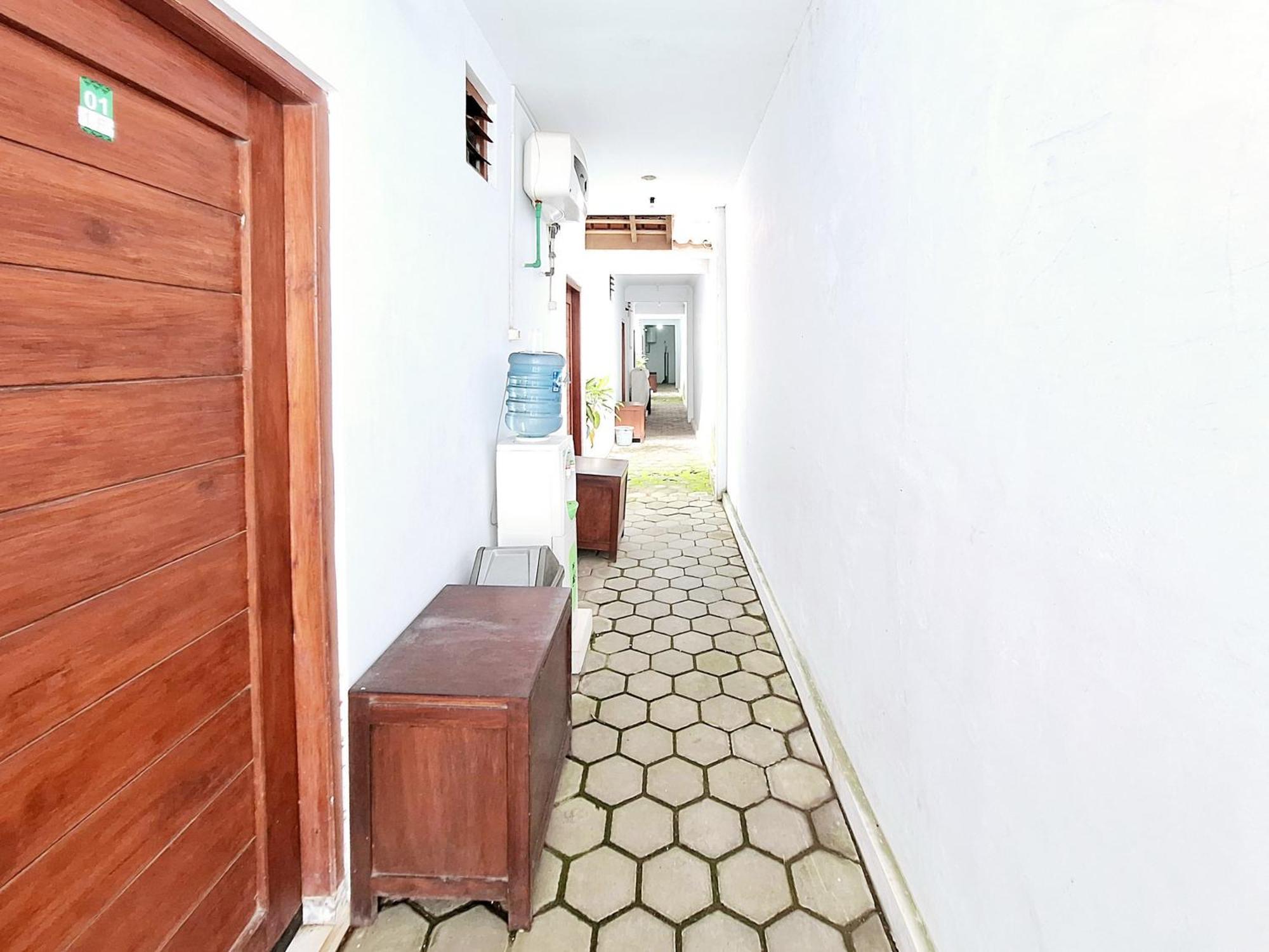 Hotel Family Syariah 1 Parangtritis Redpartner Екстериор снимка