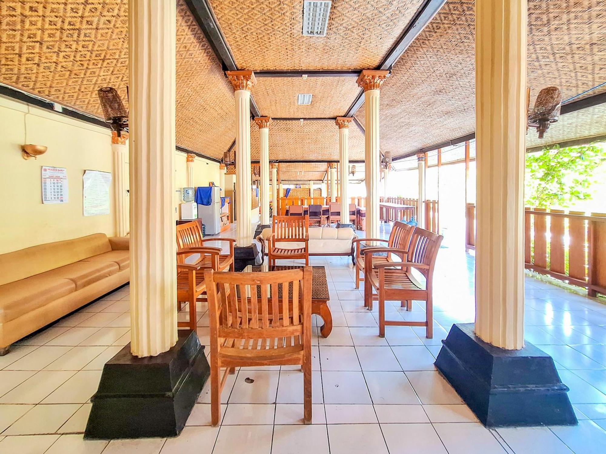 Hotel Family Syariah 1 Parangtritis Redpartner Екстериор снимка